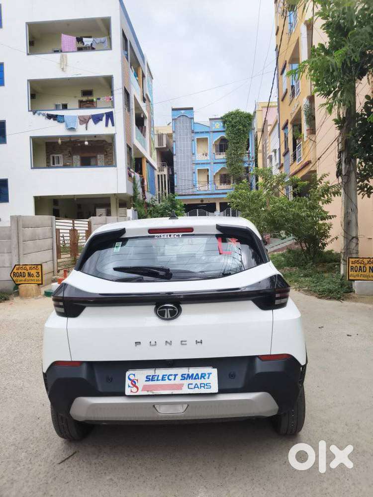 Tata Punch Accomplished Amt, 2026, Petrol