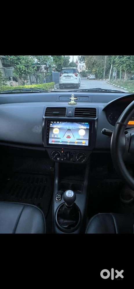 Maruti Suzuki Swift Dzire Tour 2014 Diesel Well Maintained