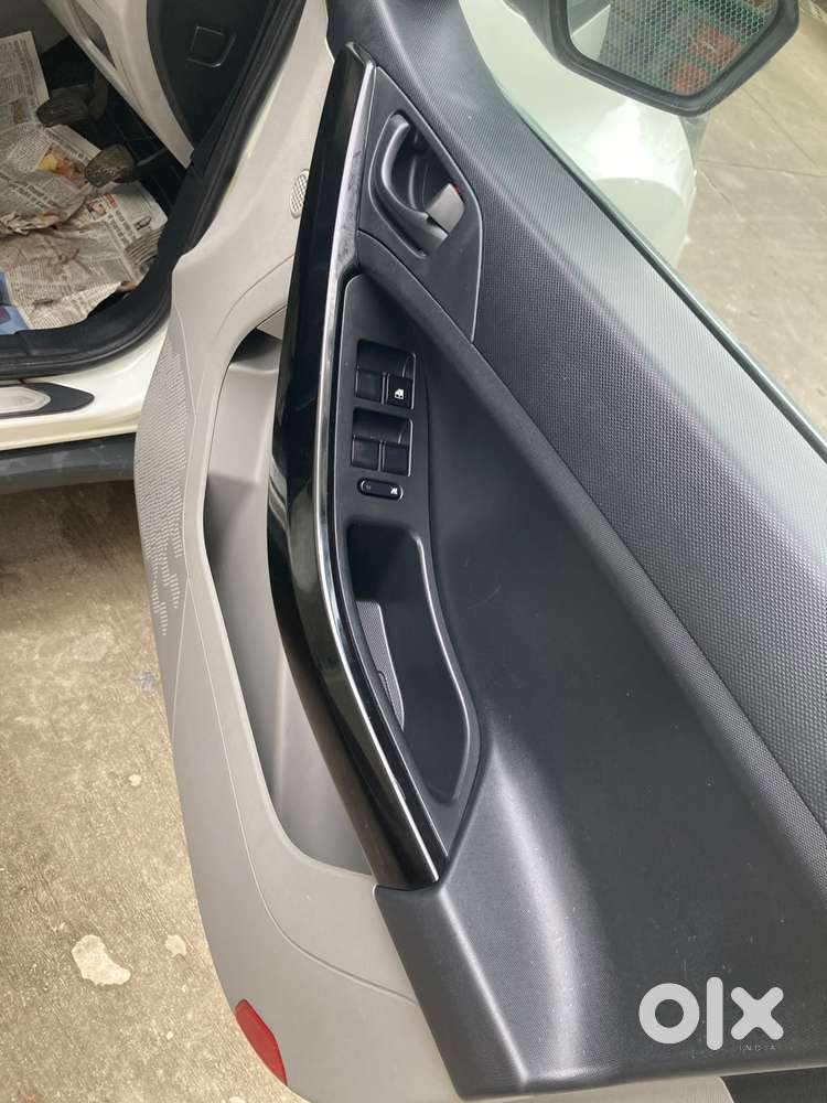 Tata Nexon 1.2 Revotron Xm (s), 2019, Petrol