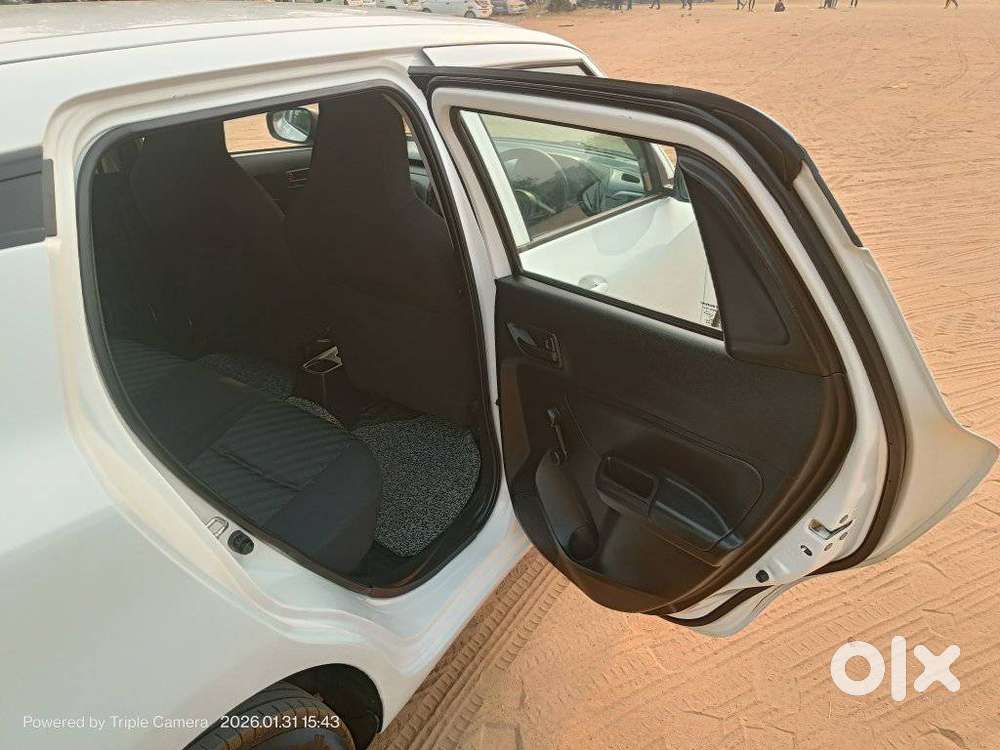 Maruti Suzuki Swift Lxi Optional-o, 2021, Petrol