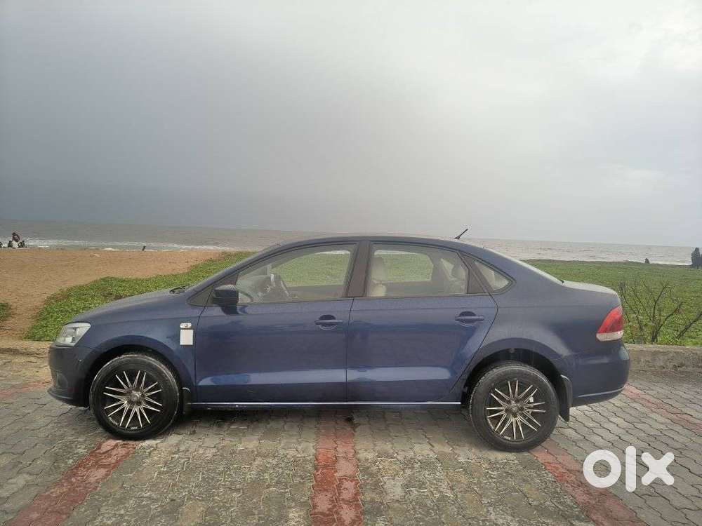 Volkswagen Vento Celeste 1.6 Highline, 2014, Diesel