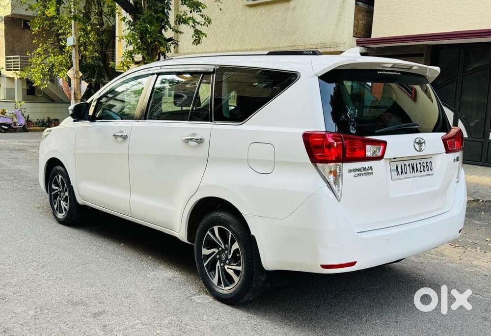 Toyota Innova Crysta 2.4 V, 2023, Diesel