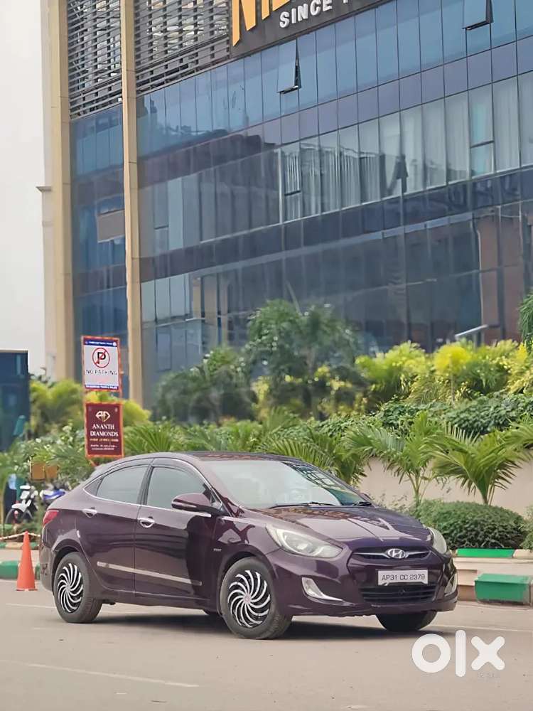 Hyundai Verna 2012 Petrol Well Maintained