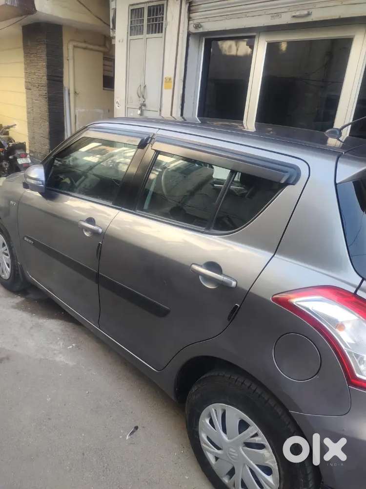 Maruti Suzuki Swift 2016 Petrol 68948 Km Driven