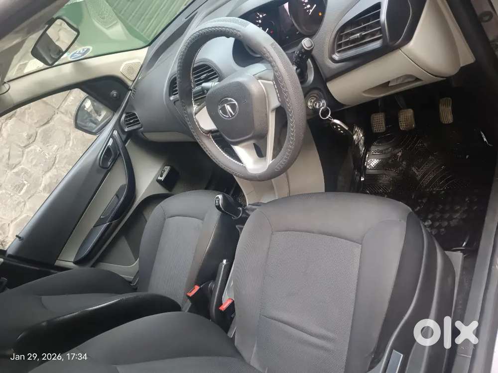 Tata Tiago 2016