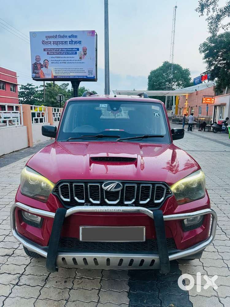 Mahindra Scorpio S10, 2015, Diesel