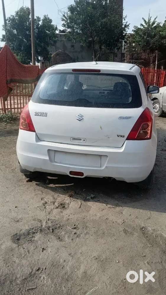 Maruti Suzuki Swift 2010 Year