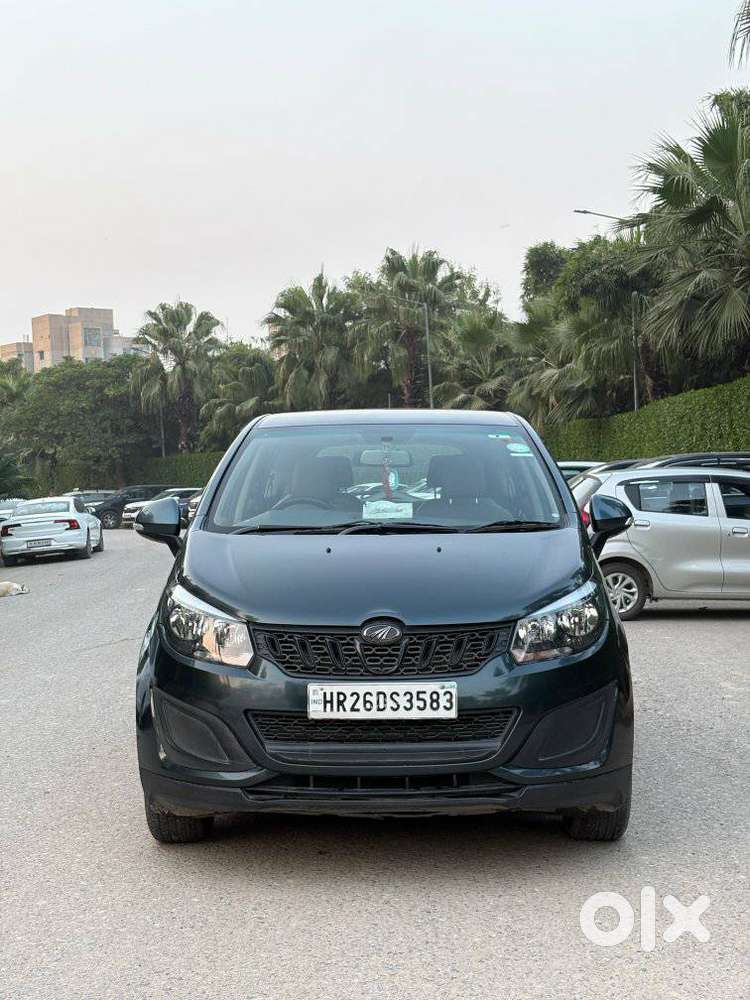 Mahindra Marazzo M4, 2018, Diesel