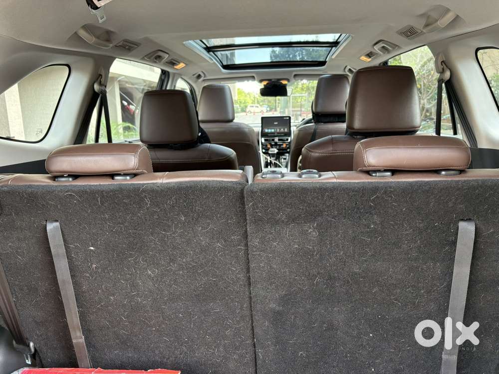 Toyota Innova Hycross 2.0 Zx Hybrid 7 Str, 2024, Petrol