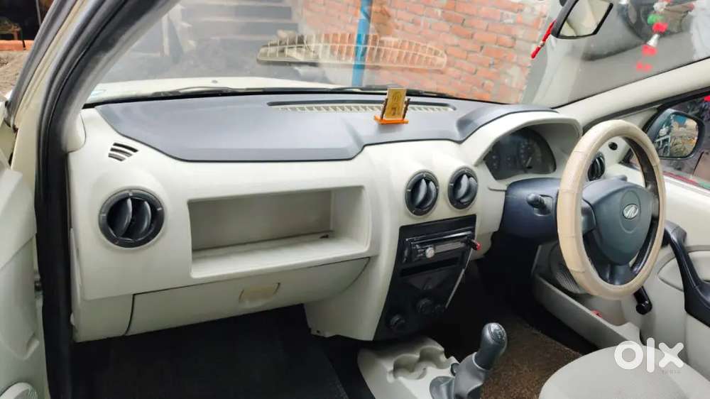 Mahindra E Verito 2013