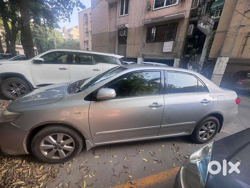Toyota Corolla Altis 1.8 G, 2010, Petrol