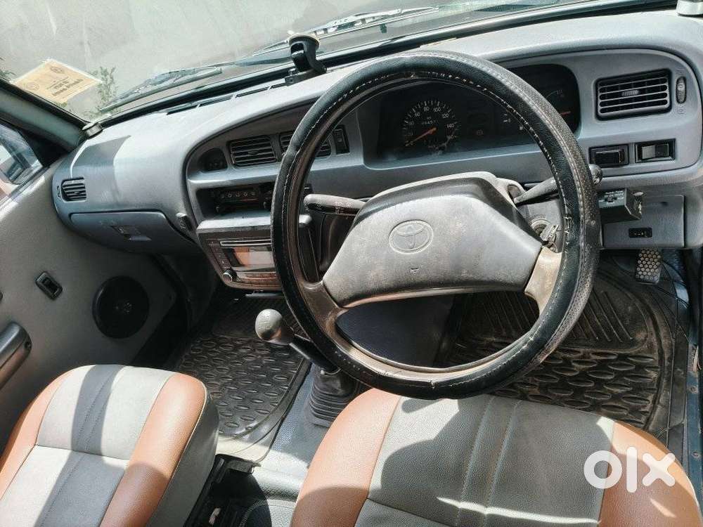 Toyota Qualis Gs C8, 2000, Diesel