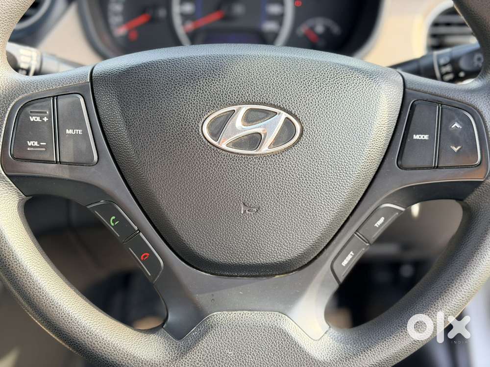 Hyundai Grand I10 1.2 Kappa Sportz (o), 2016, Petrol