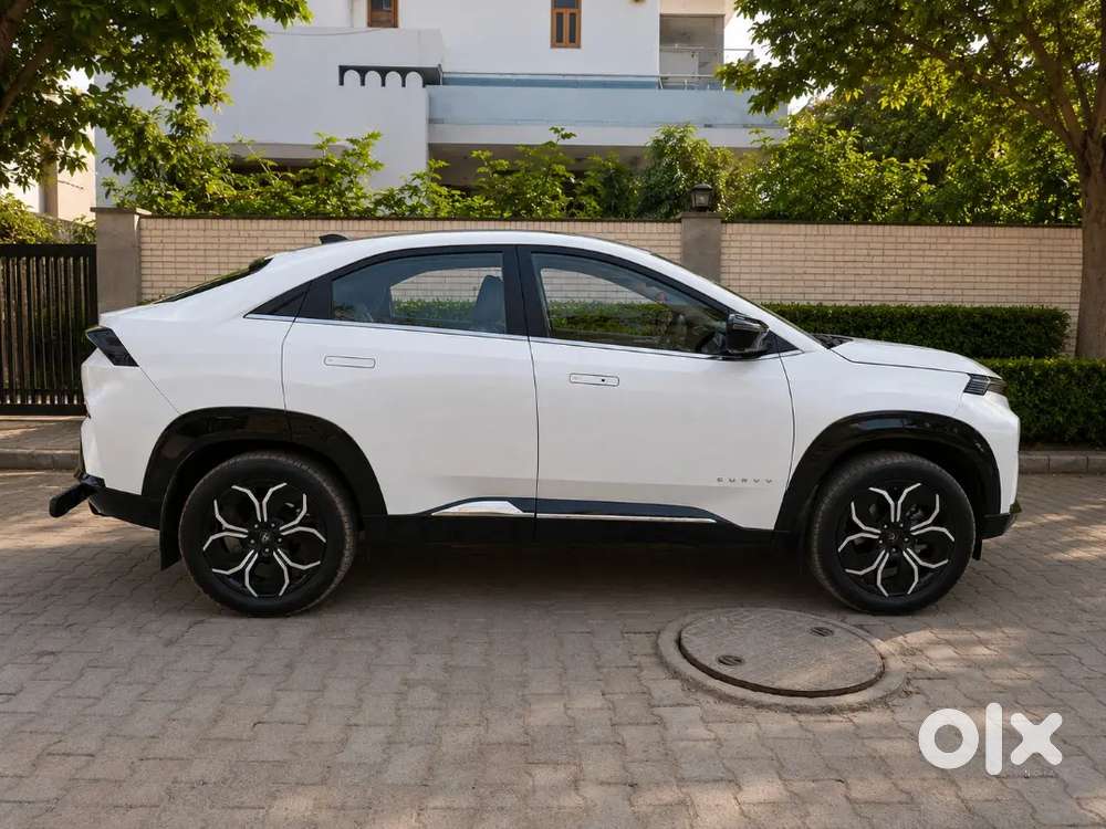 2025 Tata Curvv Accomplished S 1.2 Petrol Dca