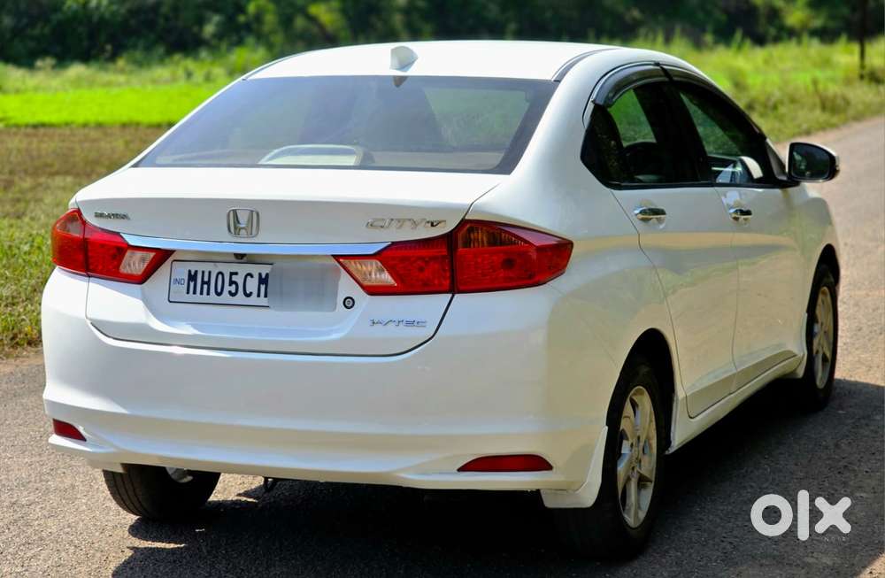 Honda City V Mt Sunroof, 2016, Petrol