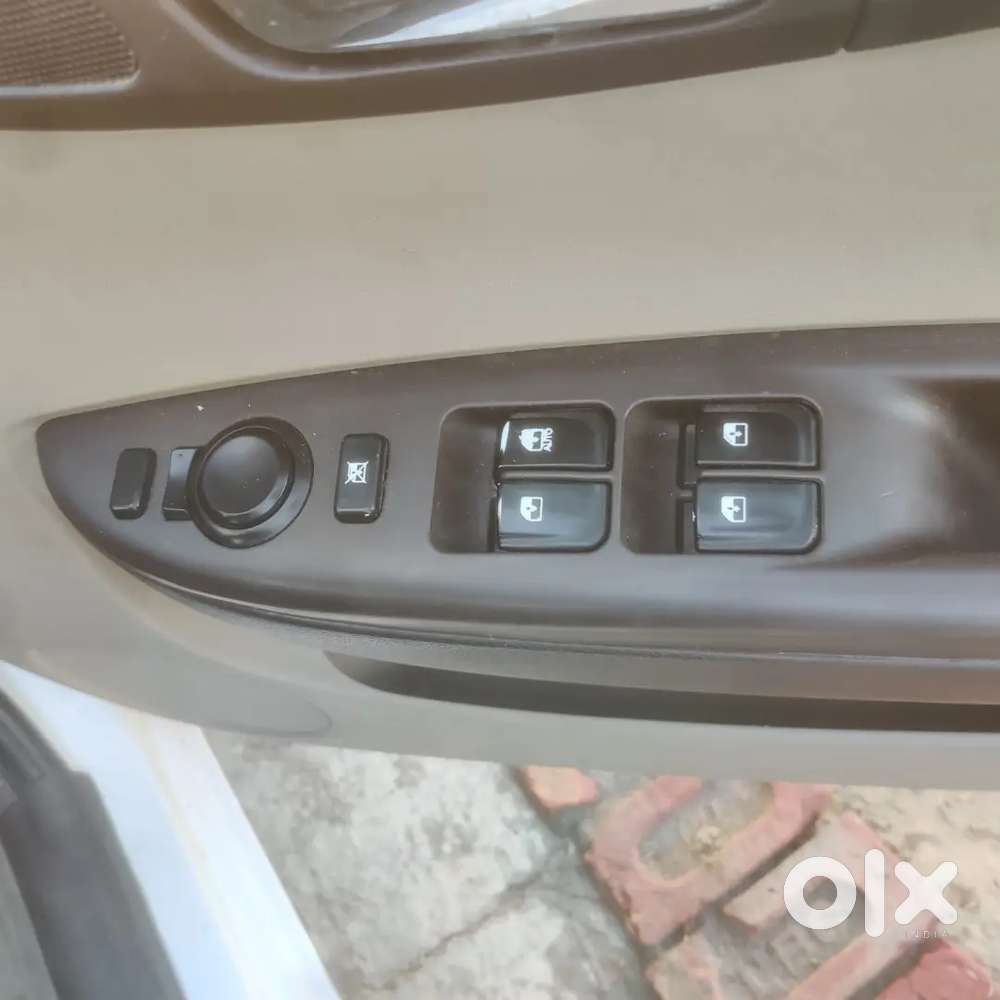 Hyundai I20 Spotz 2011 Car
