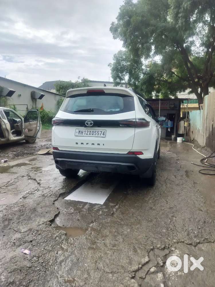 Tata Safari 2024 Diesel Automatic Year
