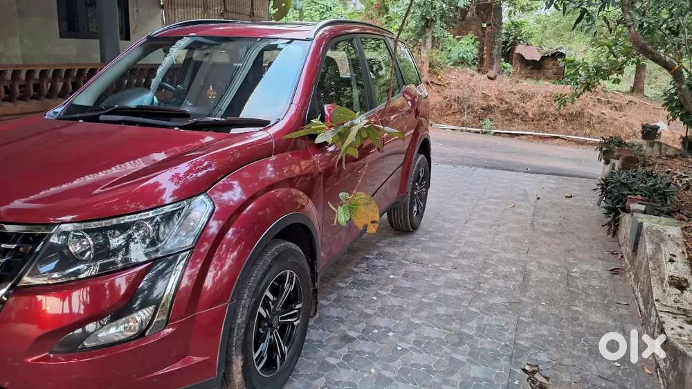 Mahindra Xuv500 2018 Diesel 110142 Km Driven