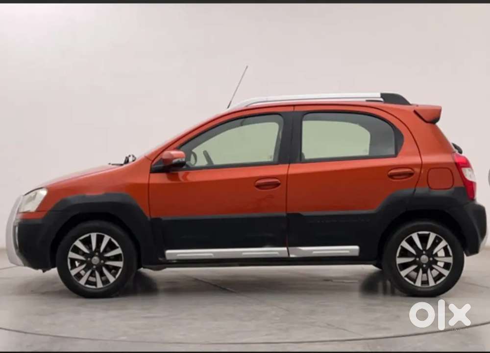 Toyota Etios Cross 2015 Petrol 82000 Km Driven