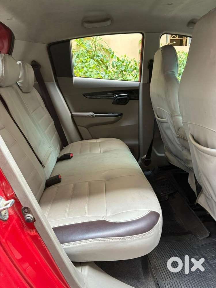 Mahindra Kuv 100 2016 Diesel Well Maintained