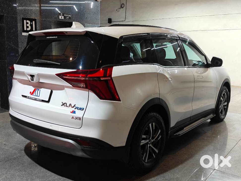 Mahindra Xuv700 2.2 Ax 5 Diesel At Str, 2022, Diesel