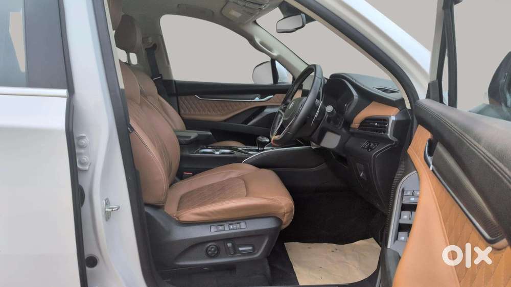 Mg Gloster Savvy 4x2 7str, 2024, Diesel