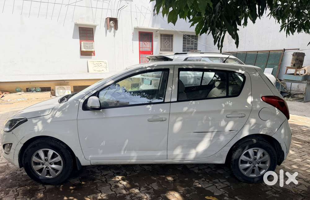 Hyundai I20 Sportz 1.2 Bs-iv, 2014, Petrol