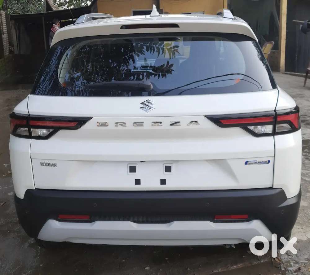 Maruti Suzuki Brezza Hybrid 2025 Manual First Owner