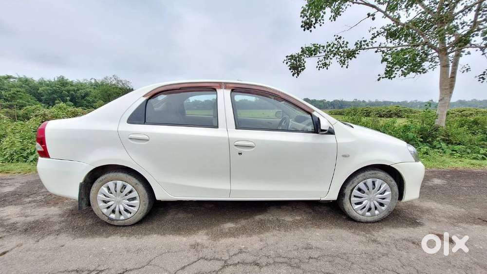 Toyota Etios G Exclusive, 2015, Petrol