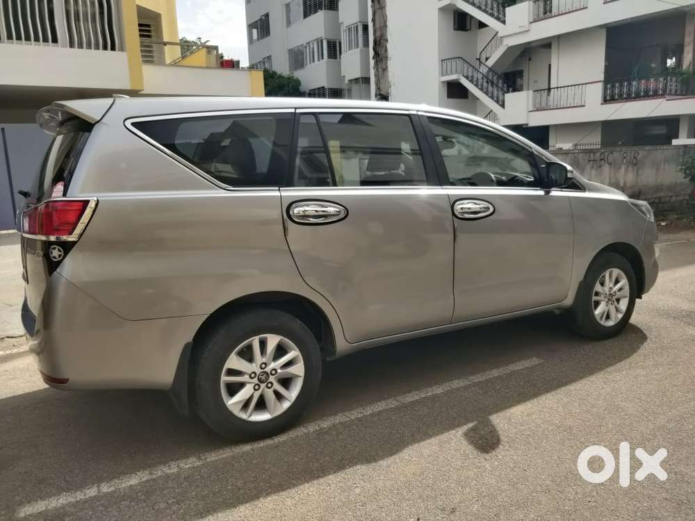Toyota Innova Crysta 2.4 G Mt, 2016, Diesel