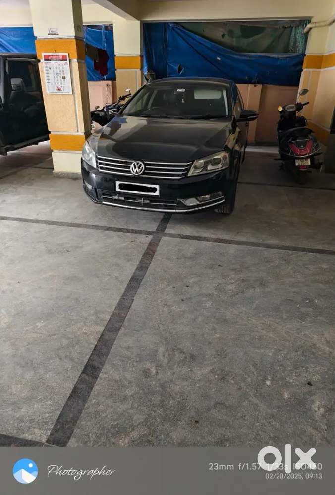 Volkswagen Passat 2012 Diesel 105000 Km Driven