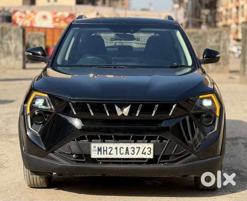 Mahindra Xuv 3xo Ax5 Pm Mt, 2024, Petrol