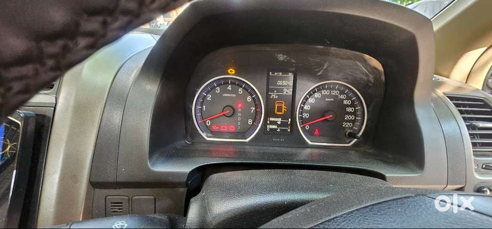 Sunroof, Fully Automatic And Manual Transmission,  Complete Luxury Suv