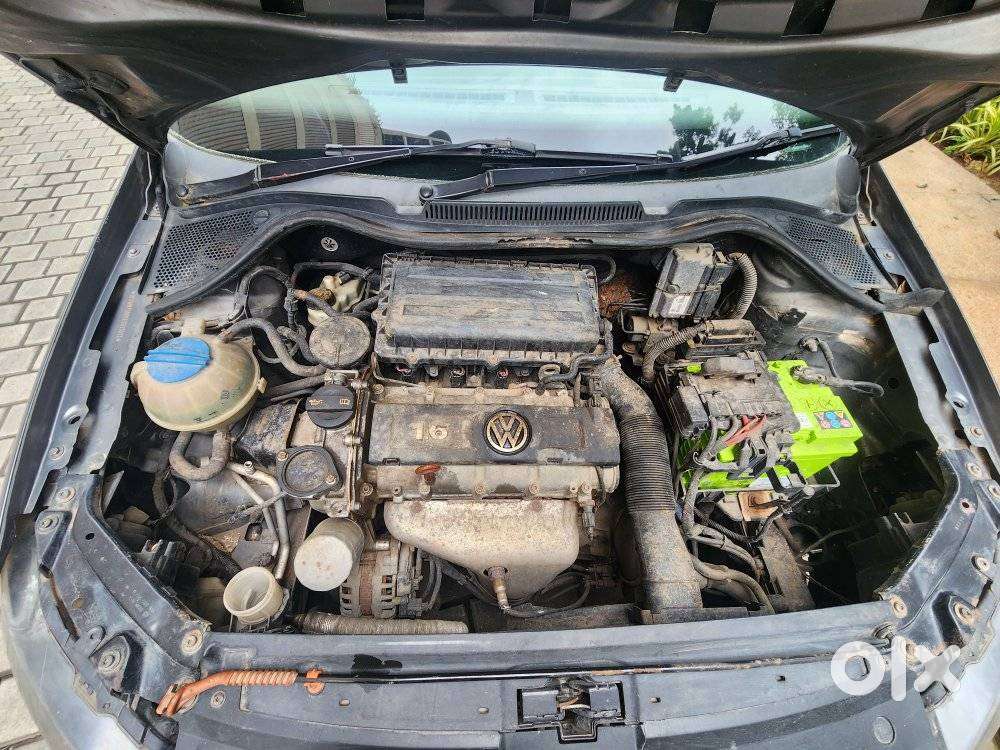 Volkswagen Vento 1.5 Highline Plus At 16 Alloy, 2013, Cng & Hybrids