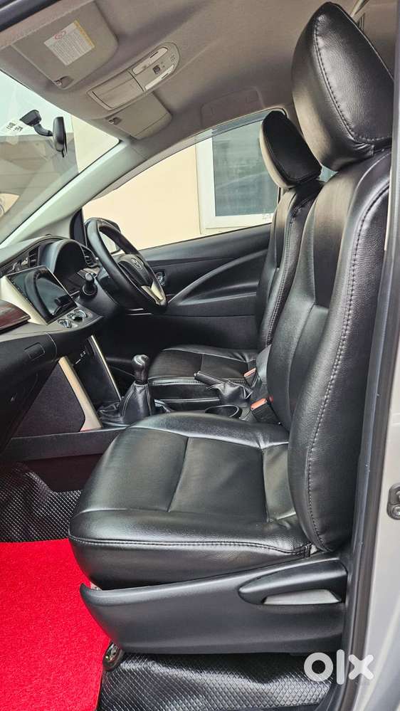 Toyota Innova Crysta 2.4 G Plus Mt 8 Str, 2016, Diesel