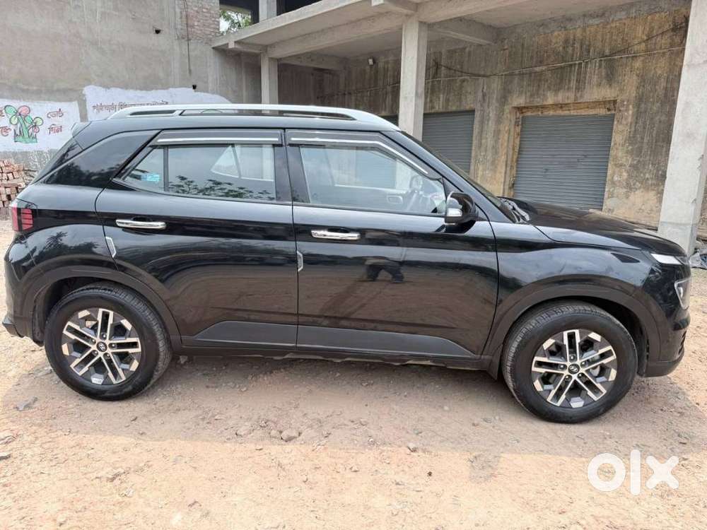 Hyundai Venue Sx (o) Mt 1.5 Diesel, 2024, Diesel