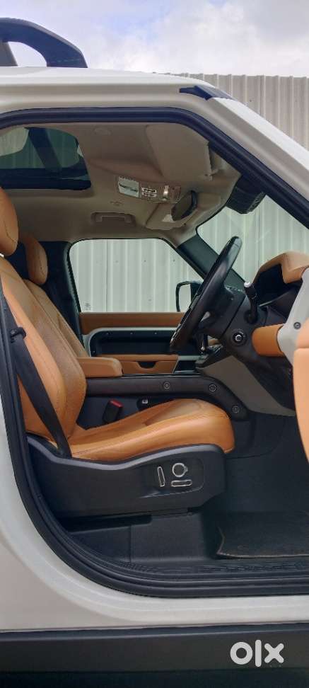 Land Rover Defender 3.0 L 130 Hse, 2023, Diesel