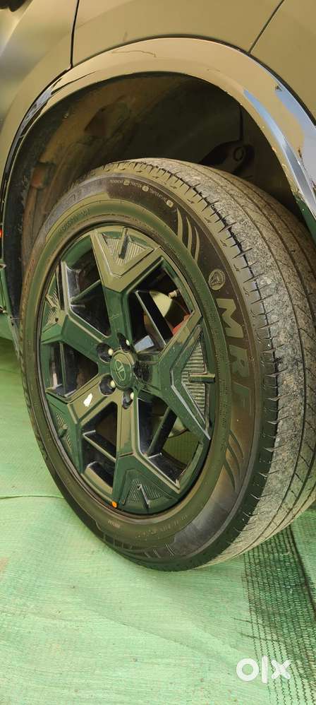 Tata Safari Adventure X Plus 7 Str Dark Edition At, 2024, Diesel