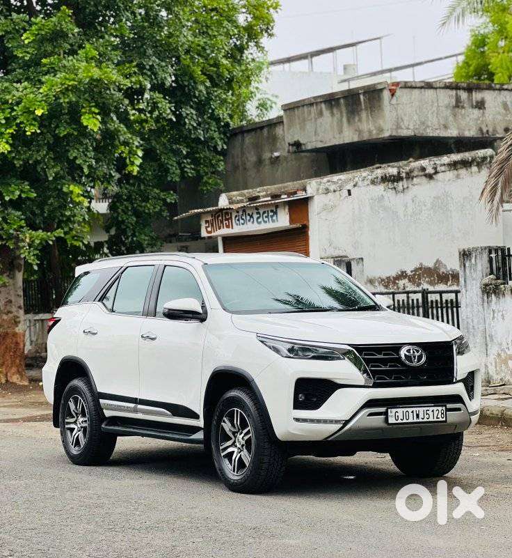 Toyota Fortuner 4x2 At 2.8 Diesel, 2022, Diesel