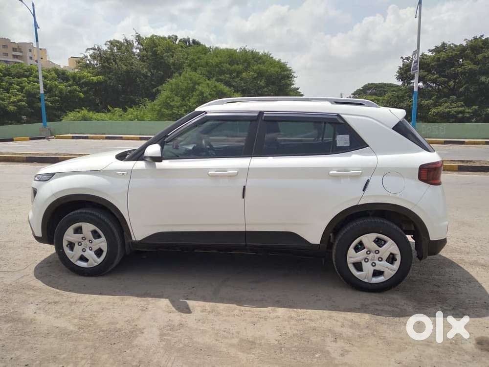 Hyundai Venue S, 2021, Petrol