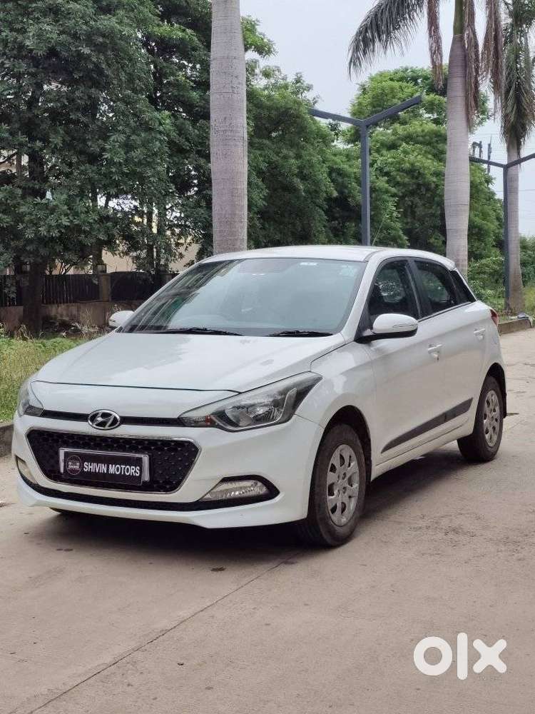 Hyundai I20 Sportz 1.2 Bs-iv, 2016, Petrol
