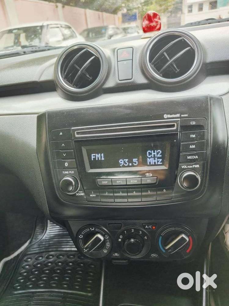 Maruti Suzuki Swift Vxi, 2020, Petrol