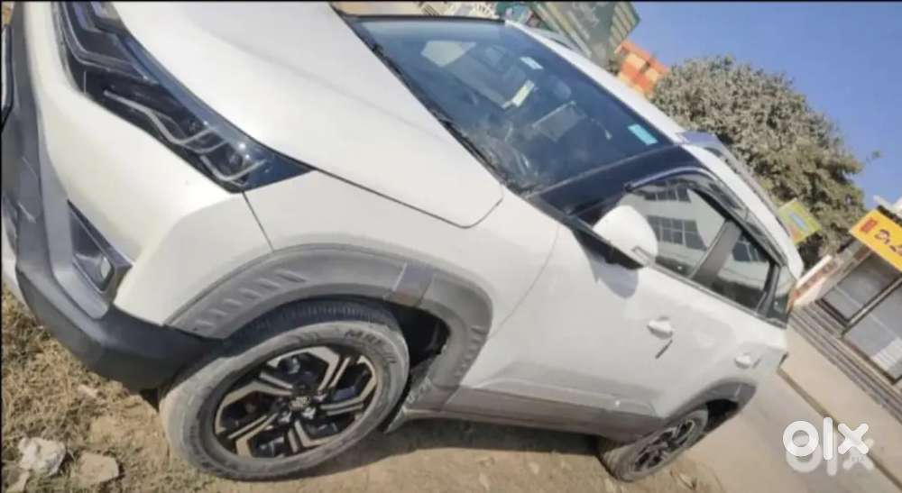 Maruti Suzuki Brezza 2024 Cng & Hybrids Well Maintained