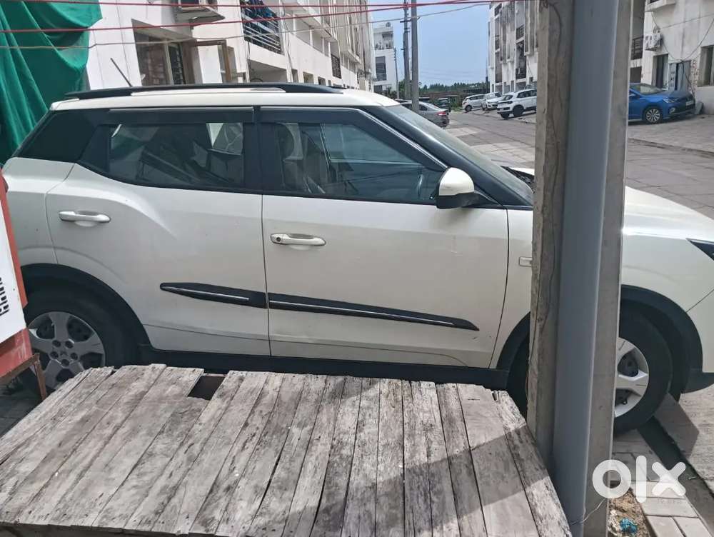 Mahindra Xuv300 2023 Diesel 65000 Km Driven