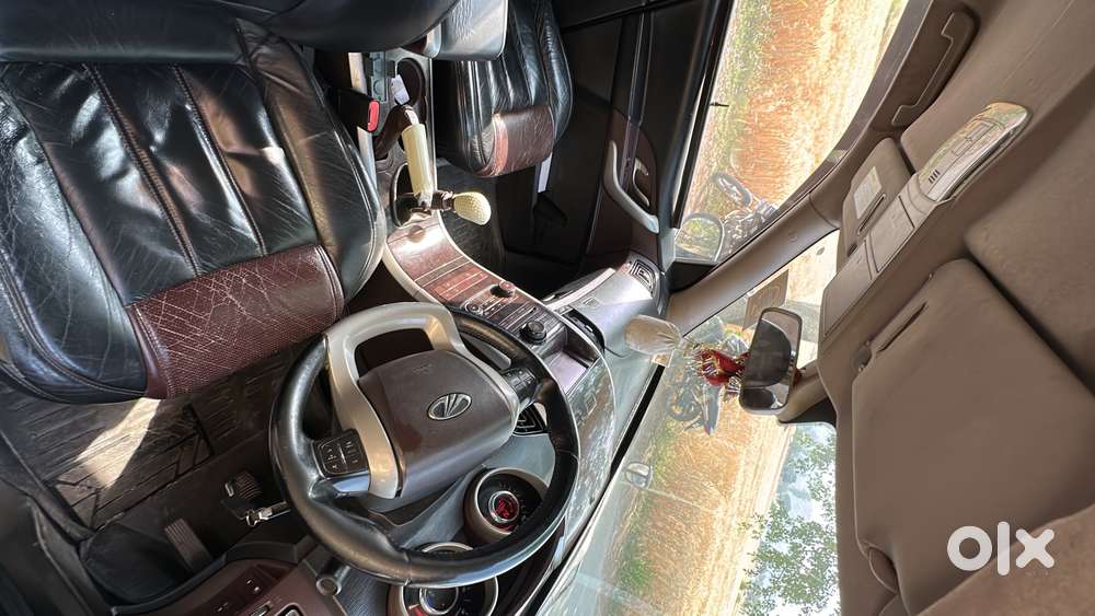 Selling My Xuv 500 W8 Top Model