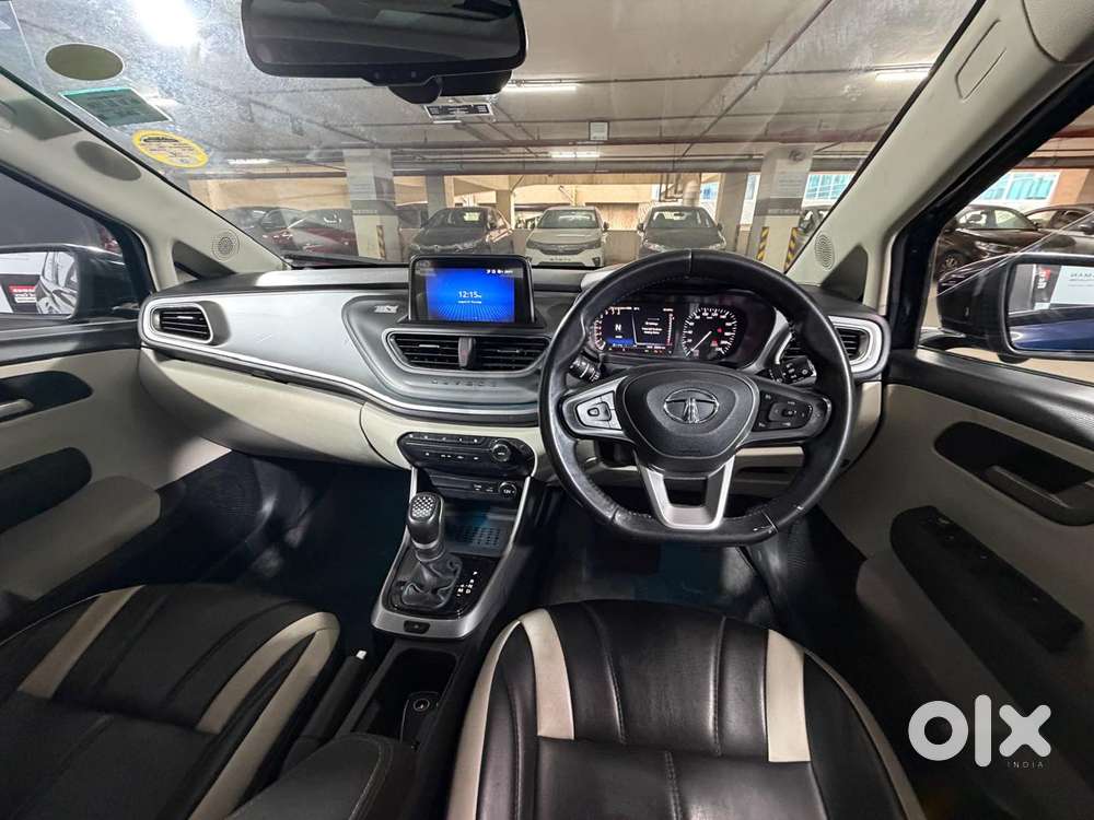 Tata Altroz Xz Plus (s), 2023, Petrol