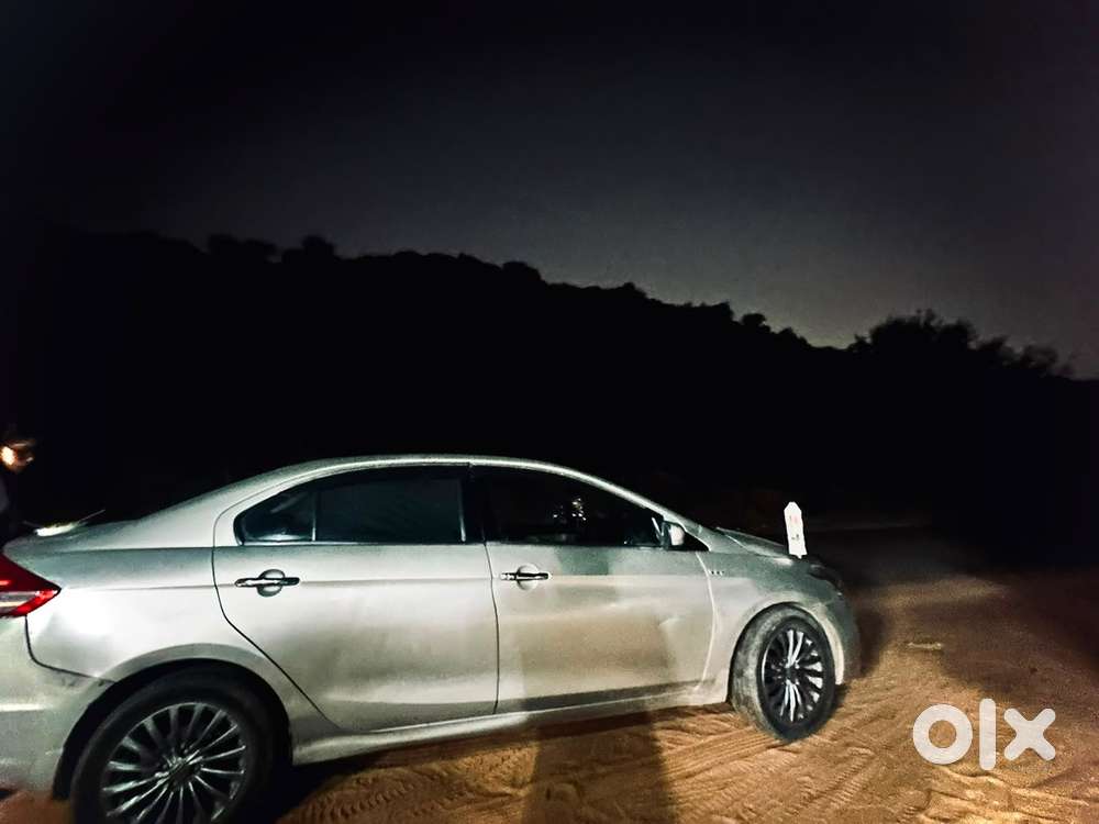 Maruti Suzuki Ciaz Zxi+ Petrol 2015  76,000 Km  2nd Owner