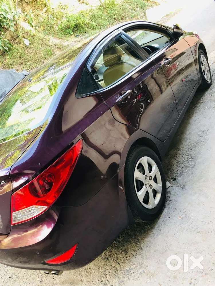 Hyundai Verna Sx 2012