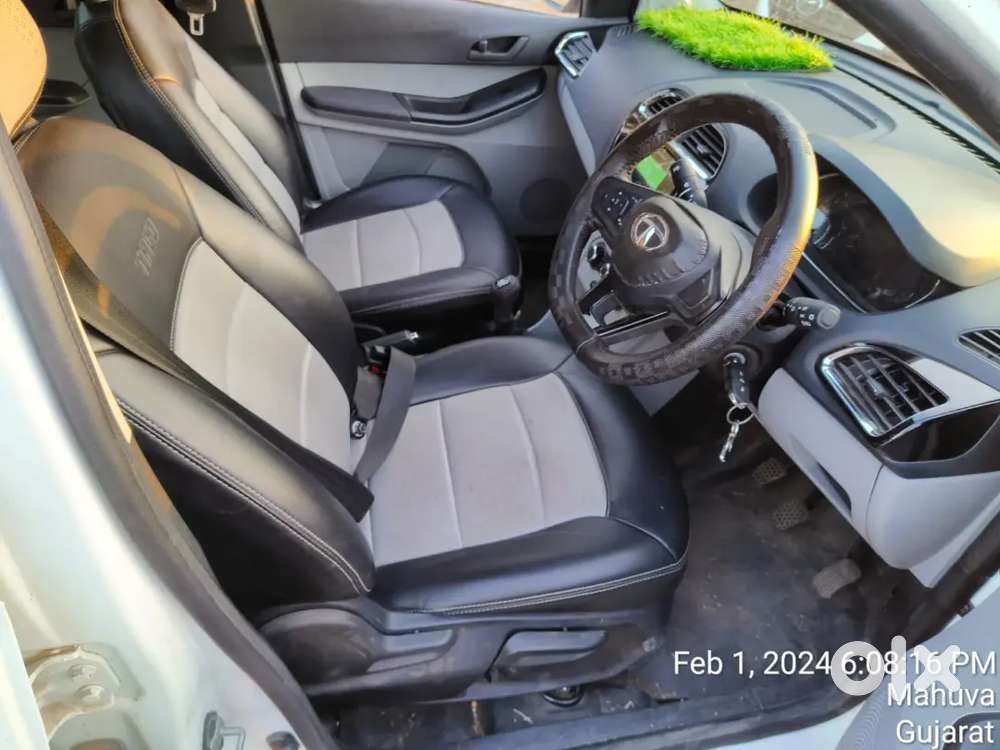 Tata Tiago Xt Icng 2017