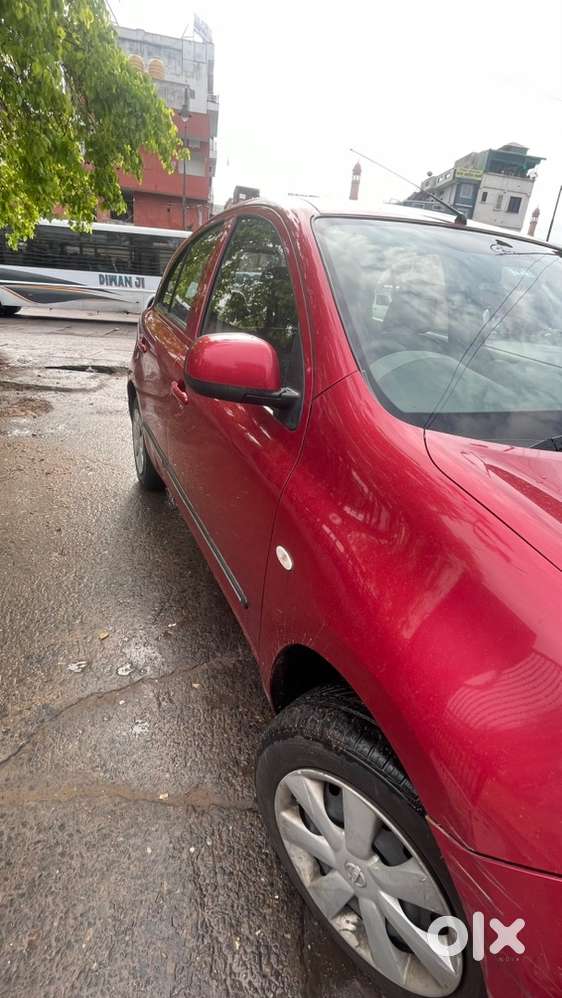 Nissan Micra 2013 Diesel 64000 Km Driven